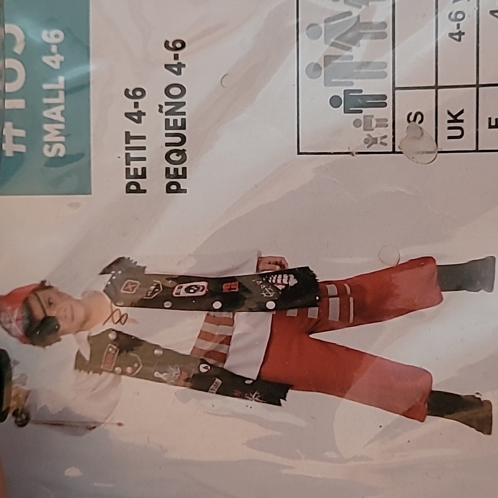 SWASHBUCKLER little boys costume size S 4-6